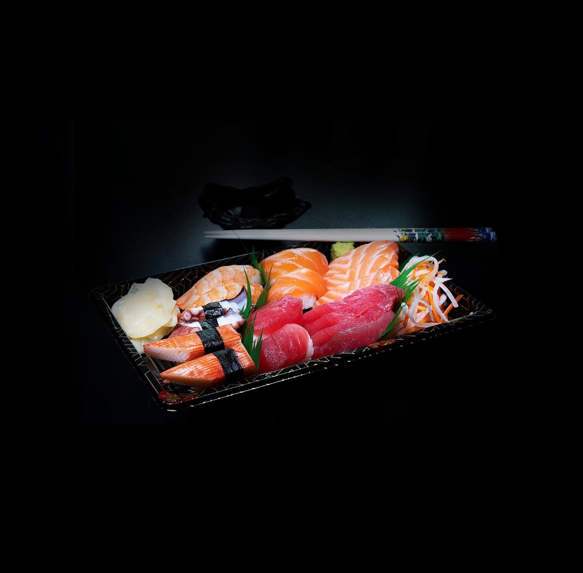 Intercontinental Residence Suites Dubai Festival City By Ihg Bagian luar foto Sashimi